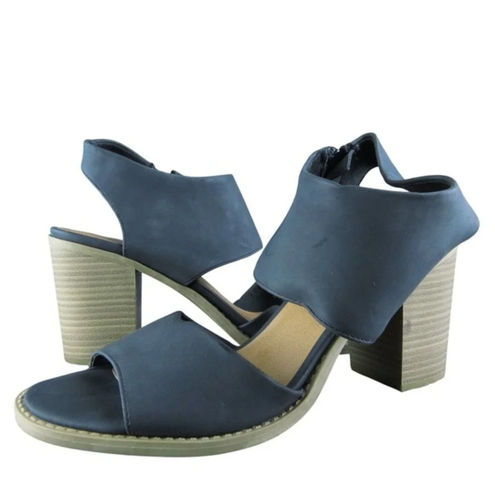 Dolcetta Women's Claire Ankle Strap Black Synthetic‎ Size 9M Gently Used 2025